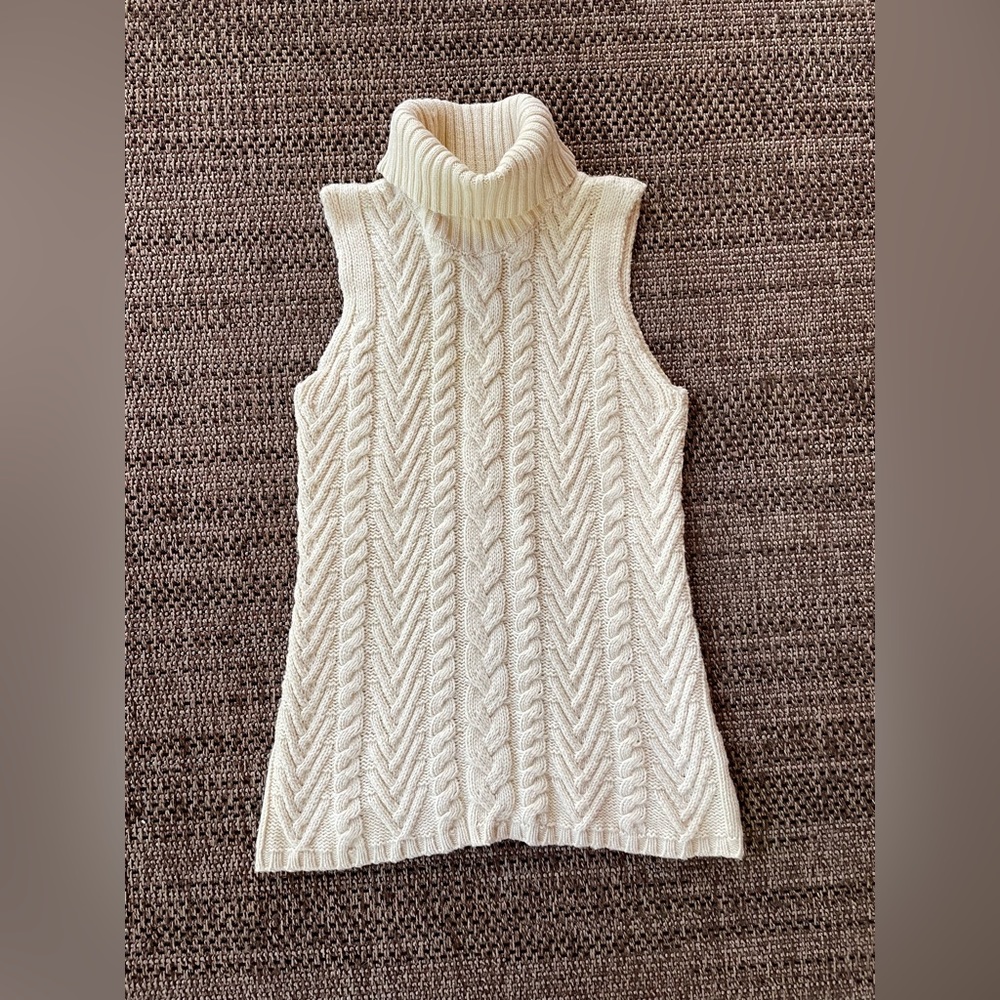 Vintage Ralph Lauren cableknit turtleneck